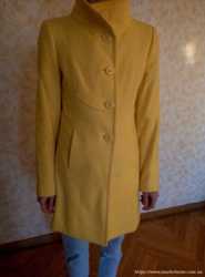 Пальто женское Benetton.