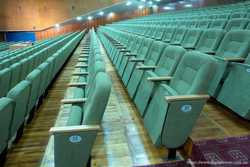 Кресла для театров, кинозалов, конференц-залов. 2