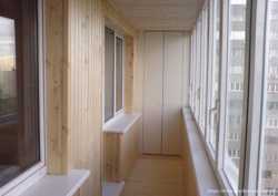 Обшивка балконов вагонкой пластиковой, деревянной, МДФ и металлической