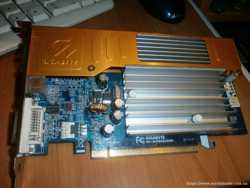 Видеокарта Giabyte PCI-E нет изображения