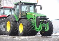 Колісний трактор JOHN DEERE 8345R 1