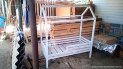 Кровать-домик  из натурального дерева сосны.  2