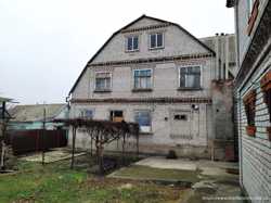 Продам просторное домовладение в районе пр.Металлургов 2