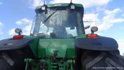 John Deere 8420 2