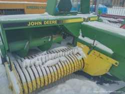 Прес-підбирач тюковий JOHN DEERE 339 1