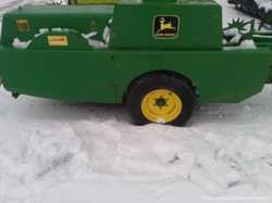 Прес-підбирач тюковий JOHN DEERE 332 А 2