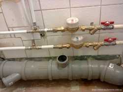Замена труб водопровода. Установка сантехники 1