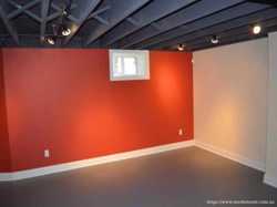 Безвоздушная Покраска стен потолков в чёрный цвет, фоновый потолок