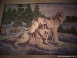 картина бісером "Вовки на снігу"