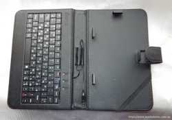 Чехол для планшета c клавиатурой Nomi 2