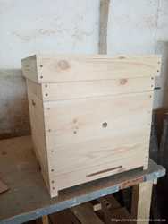 Улей, улья, вулик для пчел, 10 і 12 рамочний корпусний, бджоли 3
