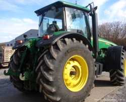 Колісний трактор JOHN DEERE 8430 3