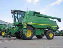 Зерноуборочный комбайн John Deere W540 2009 год 3