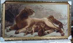 Картина гобелен Львица с львятами.