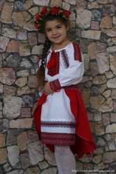 Вишитий український костюм для дівчинки "Стильна україночка"