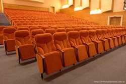 Кресла для театров, кинозалов, конференц-залов. 1