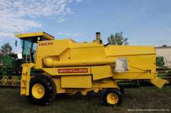 Комбайн NEW HOLLAND 8050 3