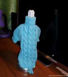 Голубой свитер для собаки мелкой породы