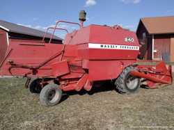 Комбайн Massey Ferguson 240 3